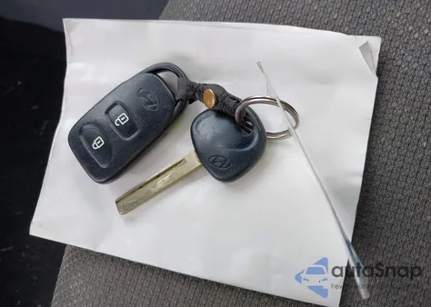 2014 Hyundai Accent Gls z USA, uszkodzony, nr VIN KMHCT4AE7EU719442